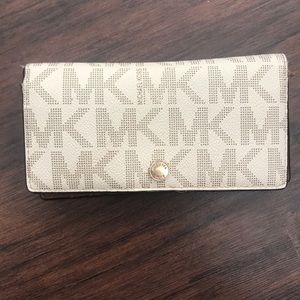 White Michael Kors Logo Wallet